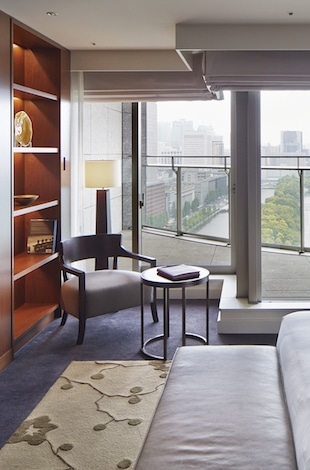 Palace Hotel Tokyo Executive Suite Bedroom III T2