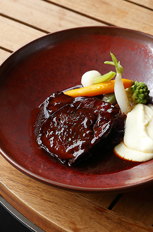 Palace Hotel Tokyo Grand Kitchen Winter 2021 Braised Beef Tongue T2