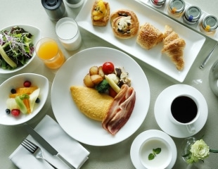 Palace Hotel Tokyo In Room Dining Breakfast II H2