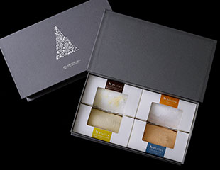 Palace Hotel Tokyo Sweets Deli Christmas 2022 Stollen HT2