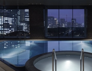 Palace Hotel Tokyo Swimming Pool II F2